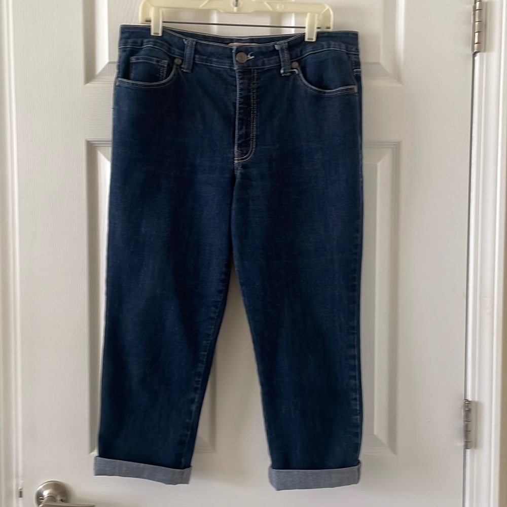 Nine West Vintage America Collection  Women’s Dark Denim Size 14  Cuffed Bottom